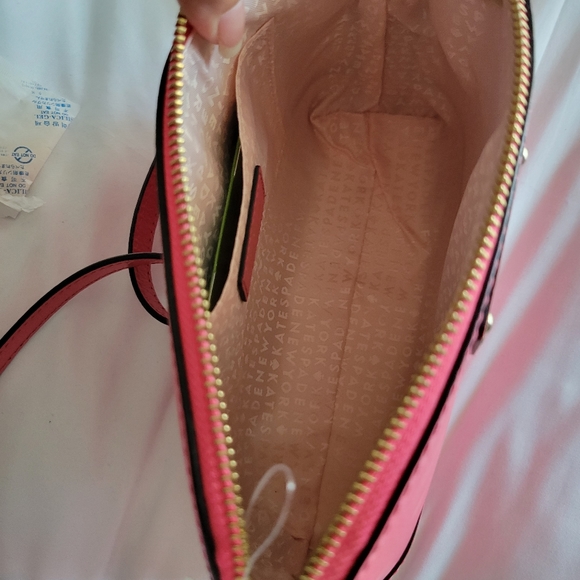 Kate Spade ♠️  Purse - Picture 6 of 9